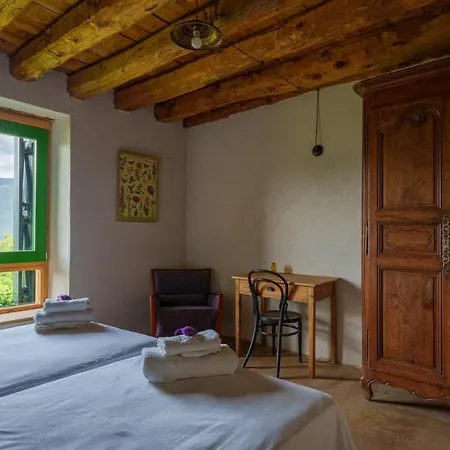 Borda Vinuels シャレー